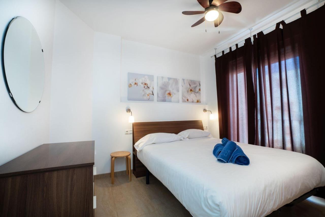 Plaza Espana, Paseo Nuevo 2B2D Menyber 内尔哈 外观 照片