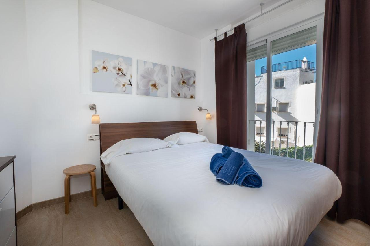 Plaza Espana, Paseo Nuevo 2B2D Menyber 内尔哈 外观 照片